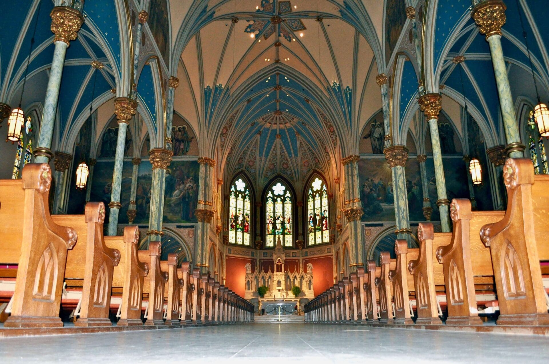 church aisle 