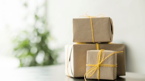 Why Custom Ornaments Are the Perfect Corporate Gift